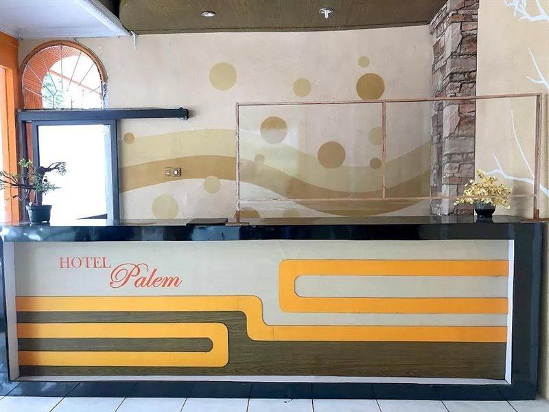 OYO 3956 Hotel Palem 2 Malang Buitenkant foto