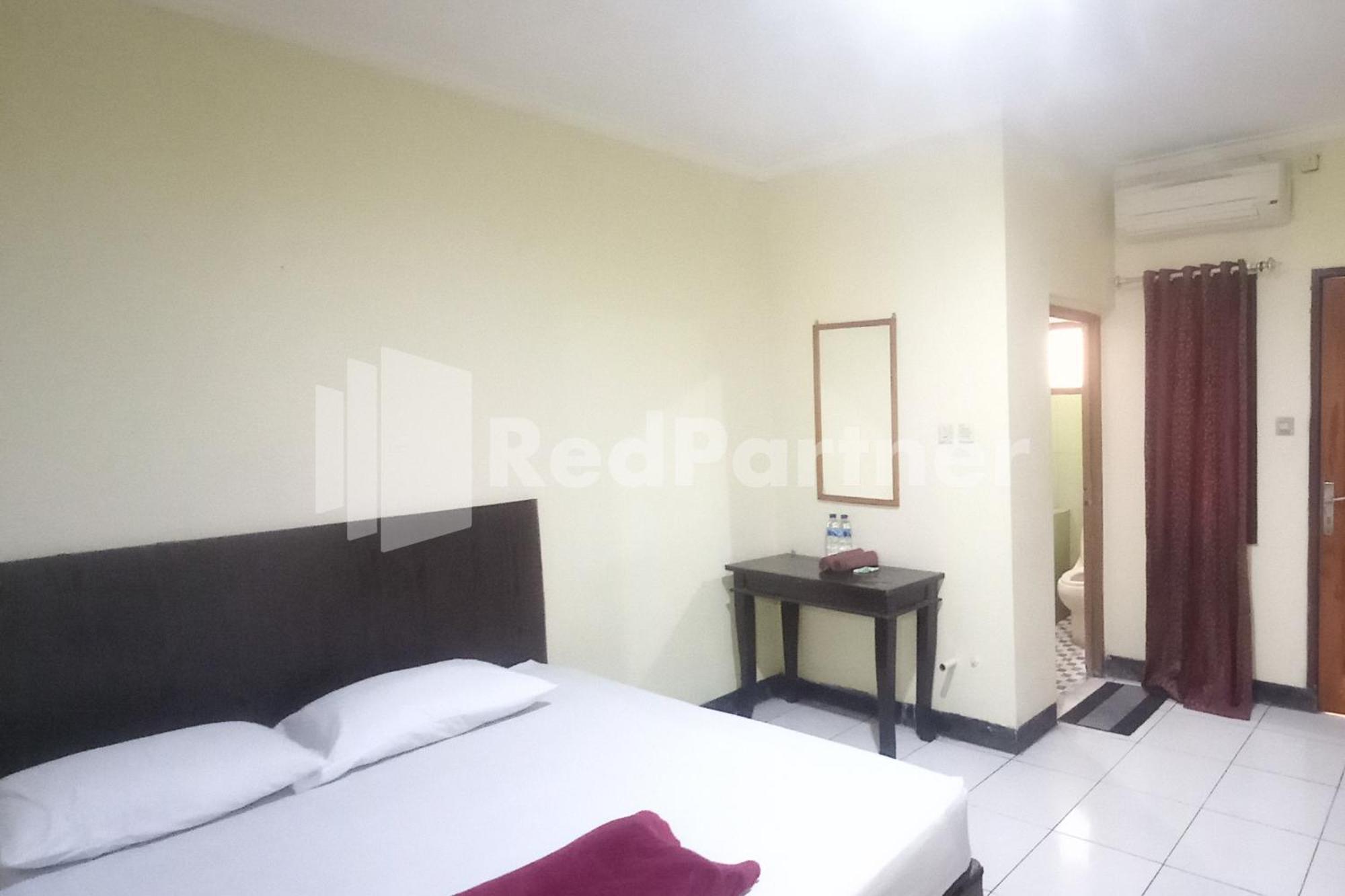 OYO 3956 Hotel Palem 2 Malang Buitenkant foto