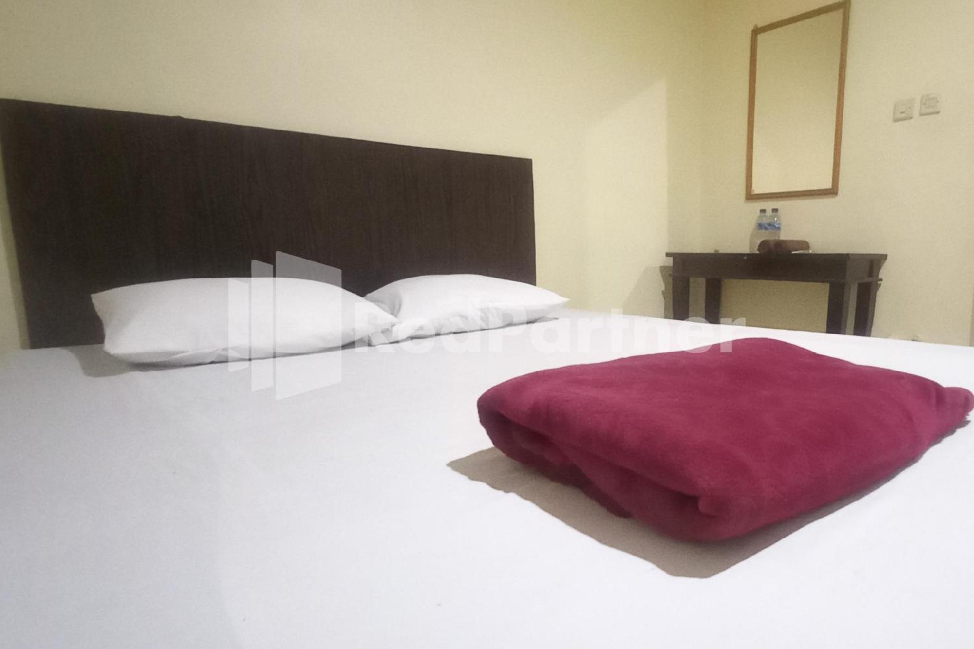 OYO 3956 Hotel Palem 2 Malang Buitenkant foto