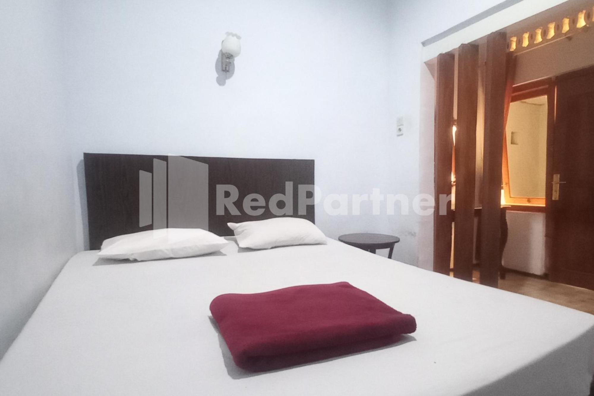 OYO 3956 Hotel Palem 2 Malang Buitenkant foto